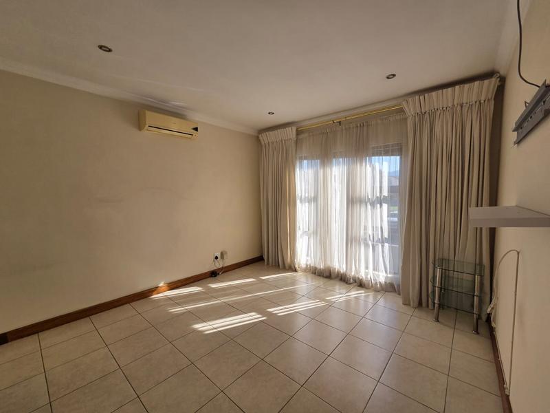 3 Bedroom Property for Sale in Gateway Manor North West